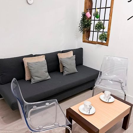 Appartamento Charming Vibrant Madrid Esterno foto